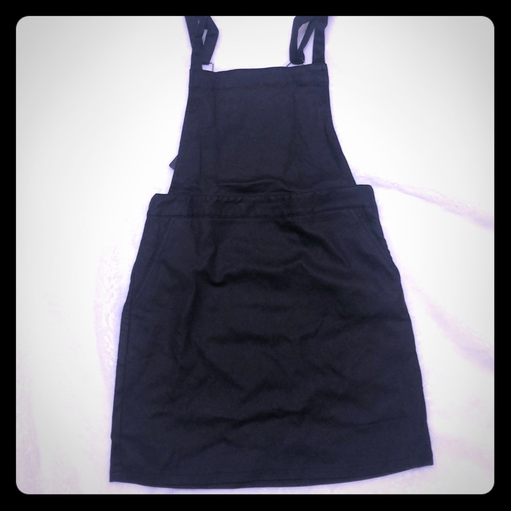 Beautiful brand new shantal overall dress